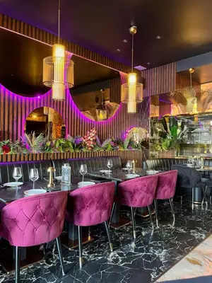 Bar and Restaurant Interiors and Customization of Furnitures