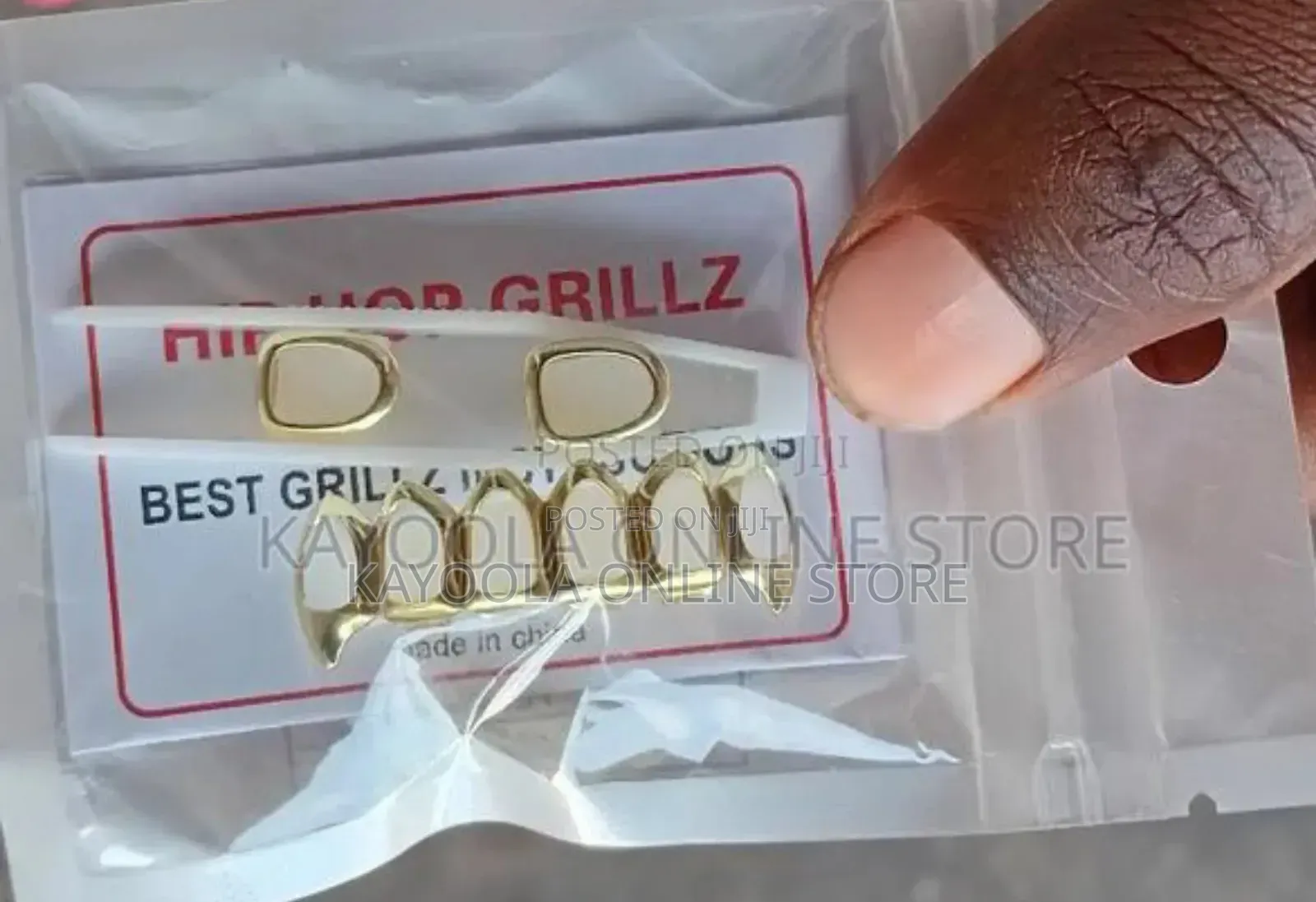 Gold- Plated Hip Hop Grillz Hollowing Out.