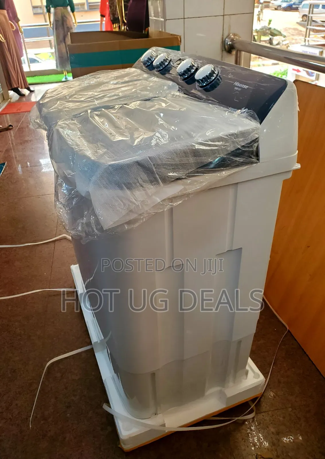 Hisense 10kg Twin Tub Washing Machine - White