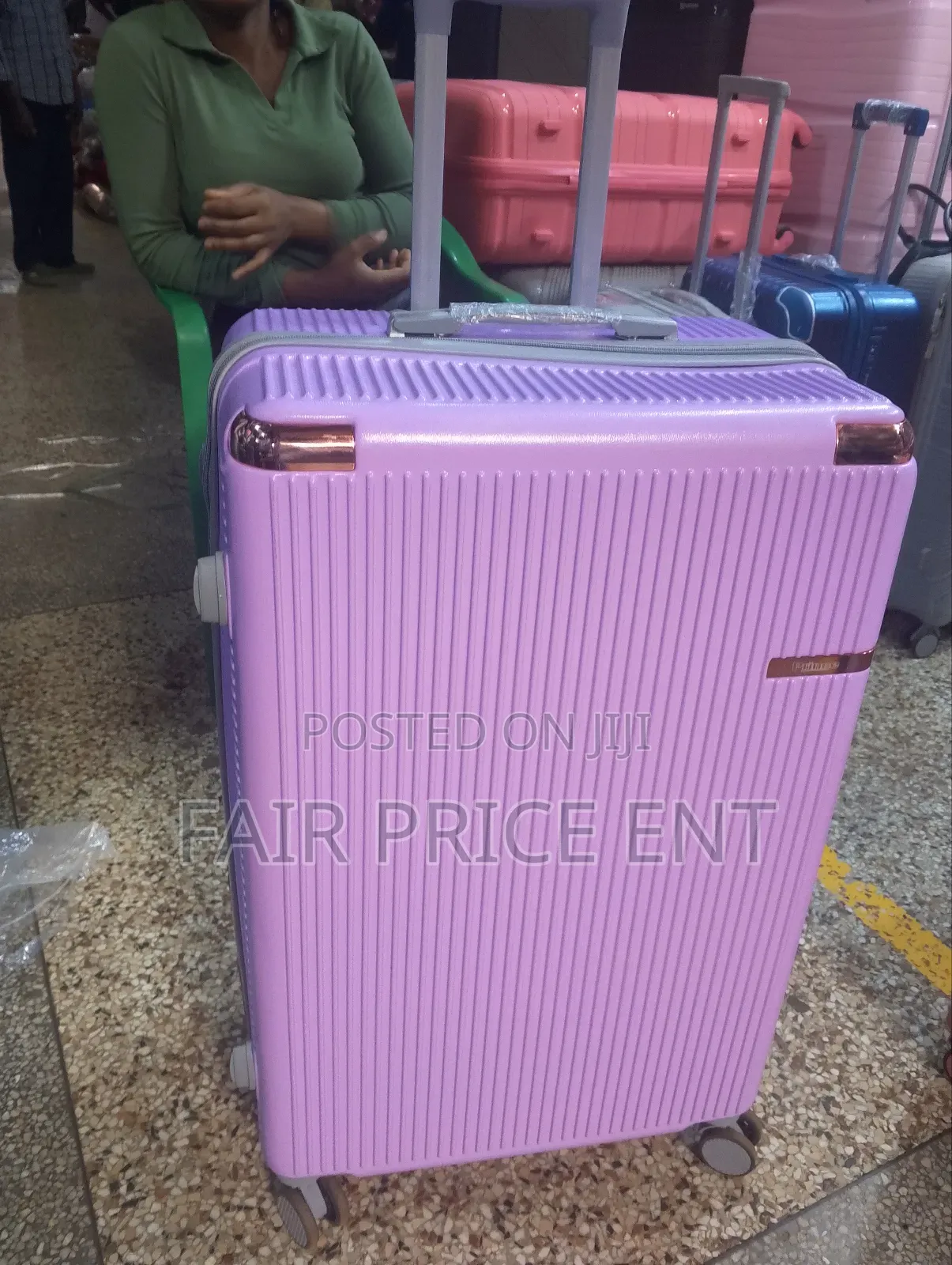 Executive Prince Suitcase. Large. ( Purple)
