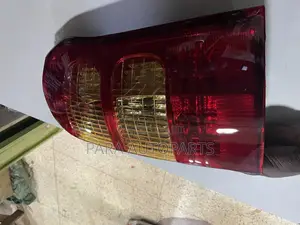 Succeed Taillight
