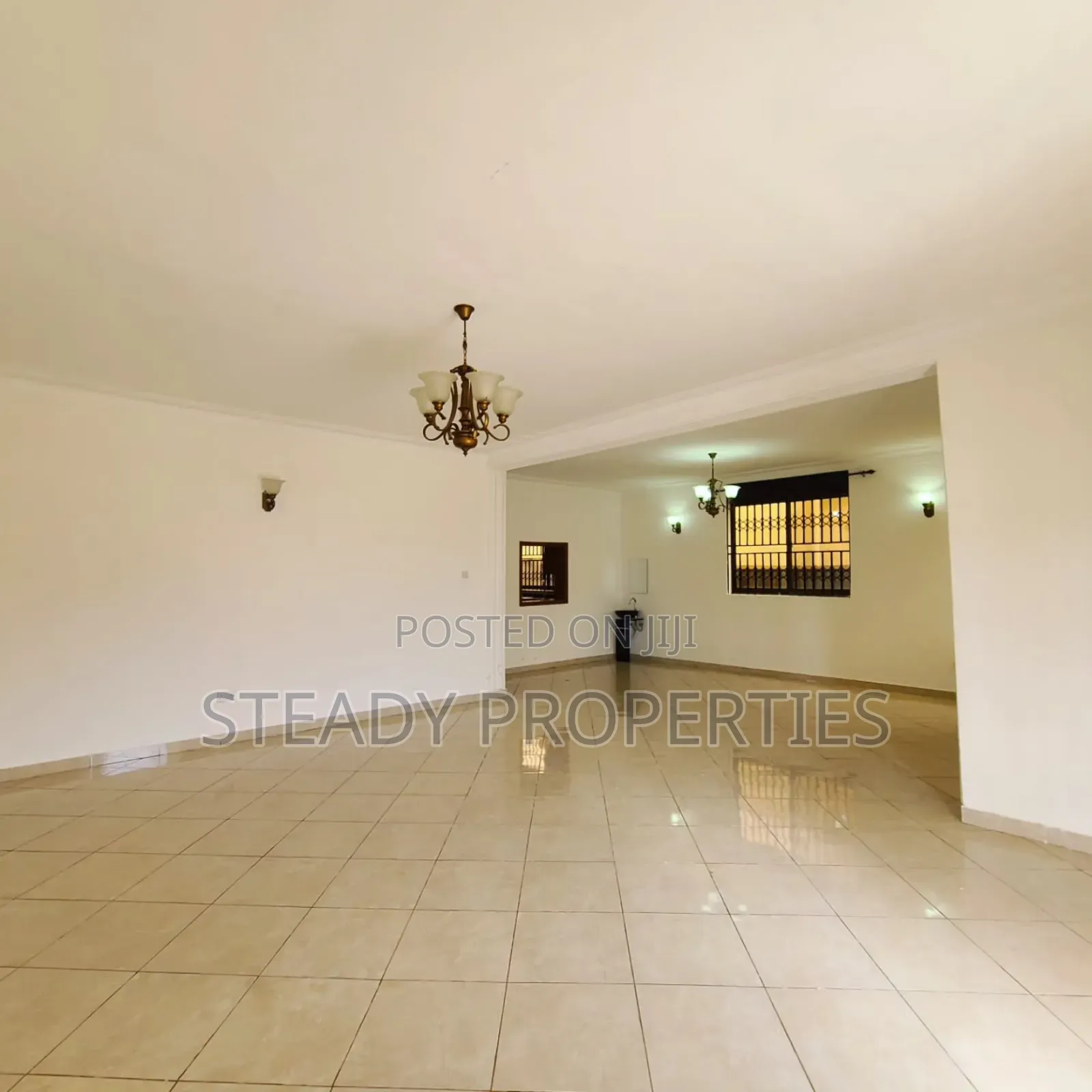 5bdrm Mansion in Ntinda, Central Division for rent