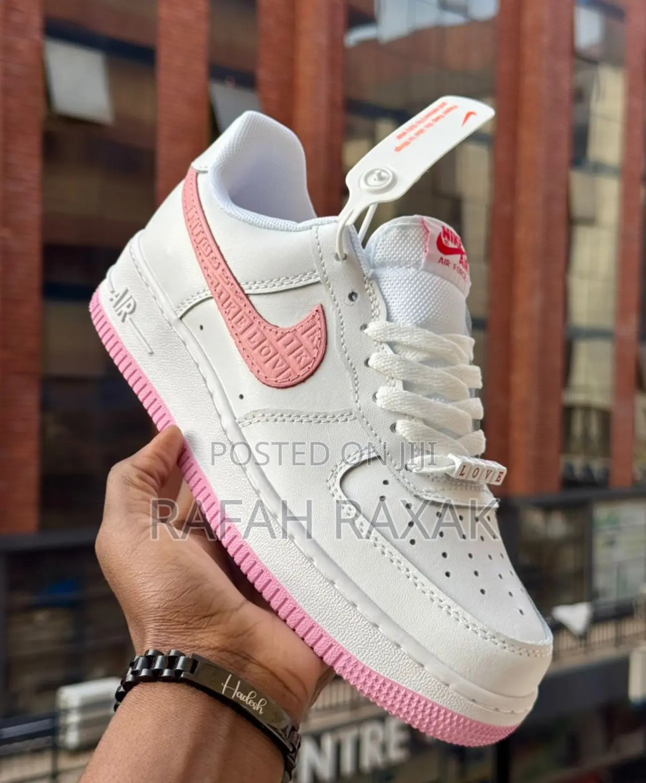Women’S White/Pink Nike Air Force 1 “Valentine” Low Sneakers