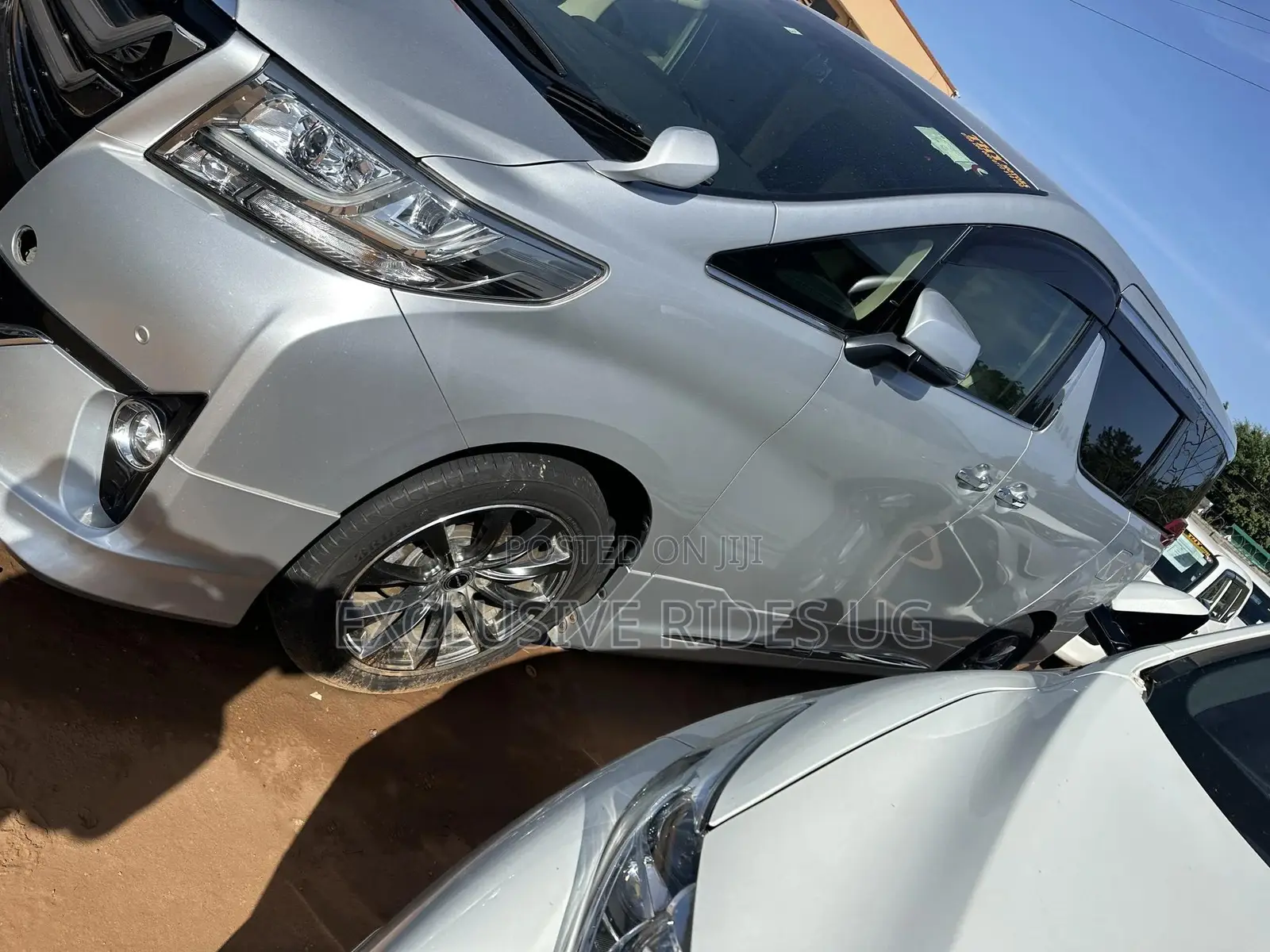 Toyota Alphard 2017 Silver
