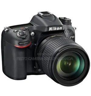 Nikon D7100 With 18-55mm Vr Lens