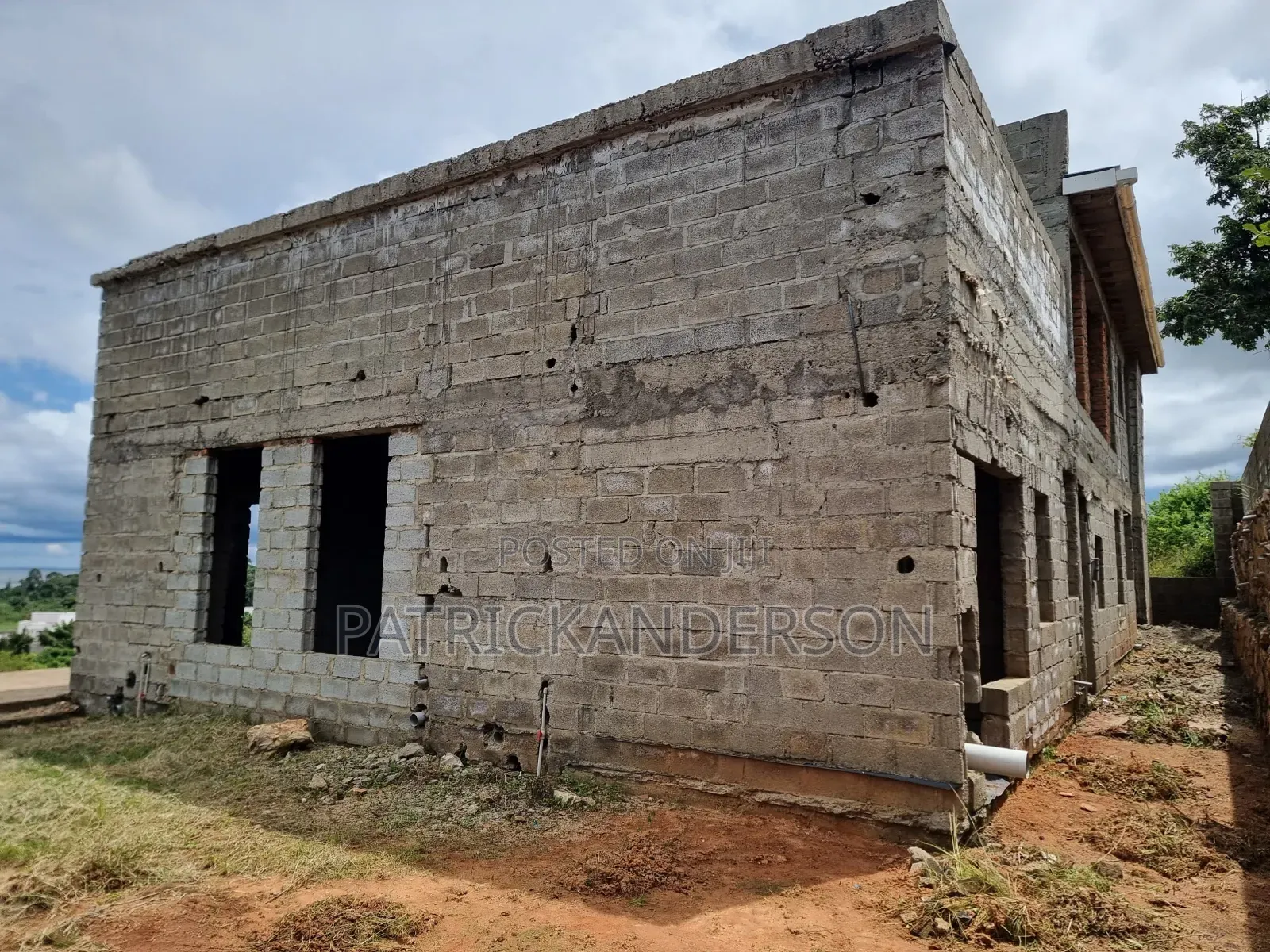 4bdrm House in Garuga, Katabi for sale