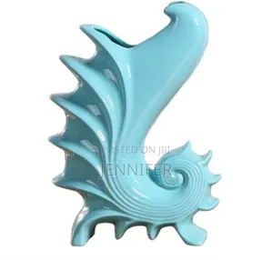Simple and Stylish Creative Conch Fish Decorative Vase