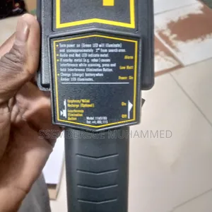 Garrett Metal Hand Detector