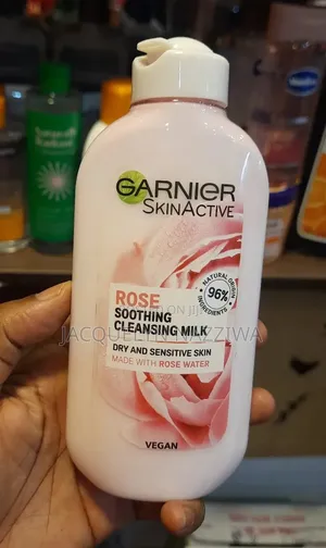 Photo - Garnier Cleansing Milk 200ml