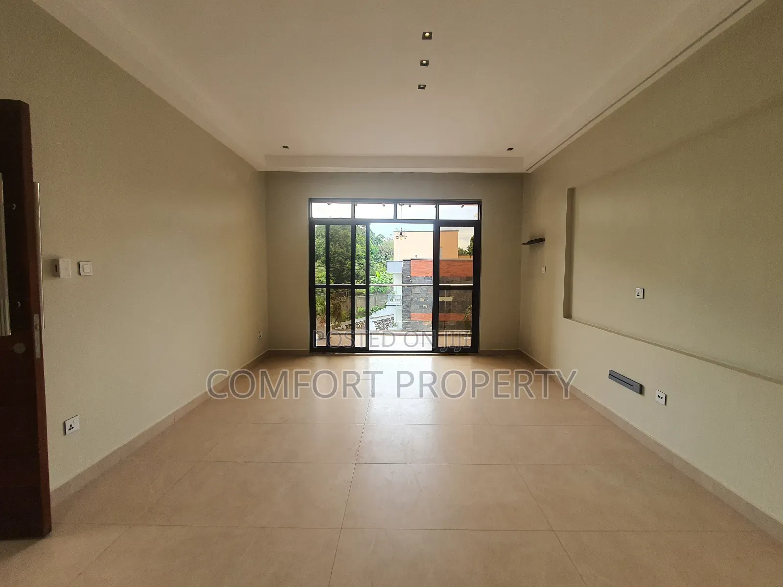 3bdrm Apartment in Bunga, Makindye for rent