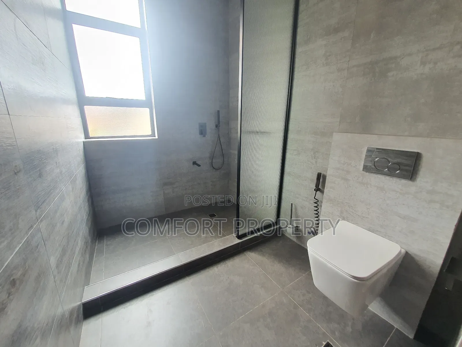 3bdrm Apartment in Bunga, Makindye for rent