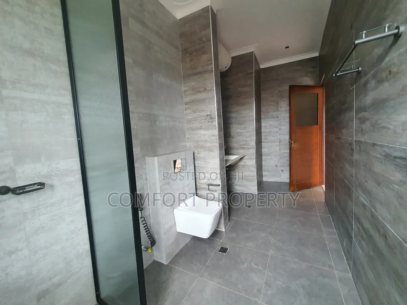 3bdrm Apartment in Bunga, Makindye for rent