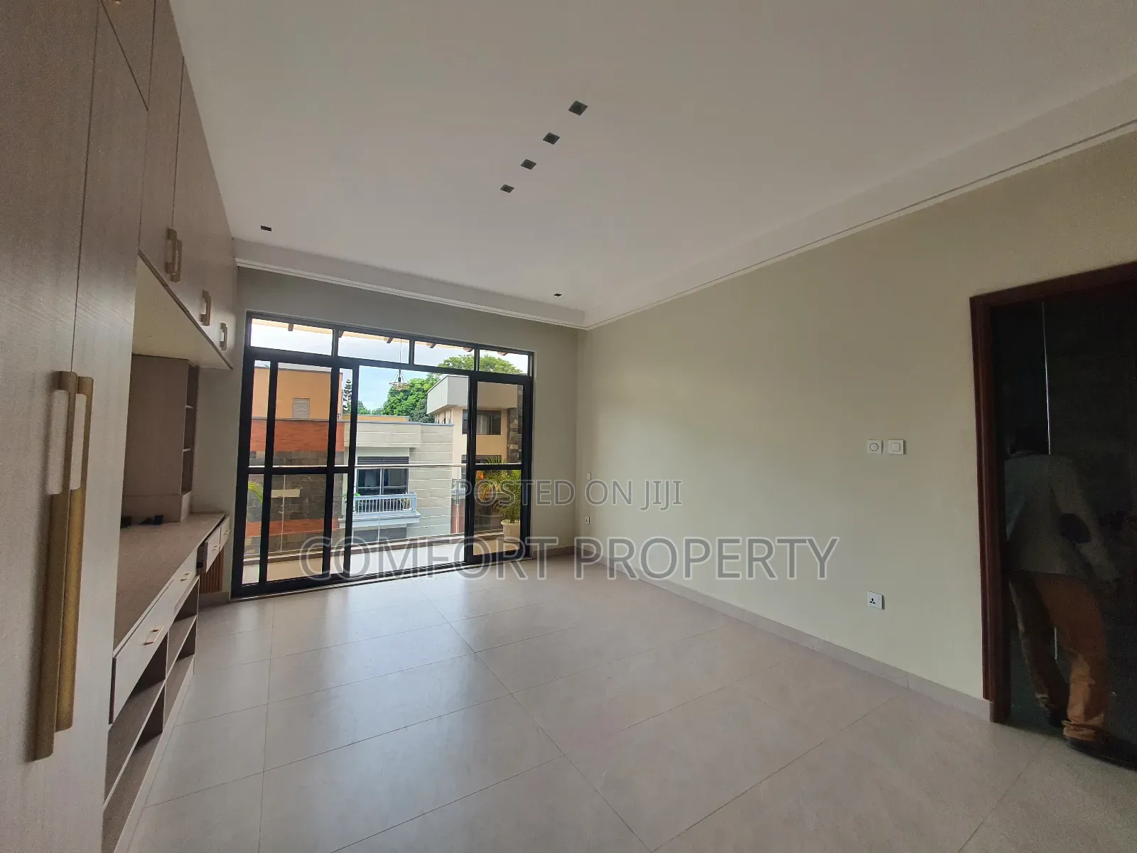 3bdrm Apartment in Bunga, Makindye for rent