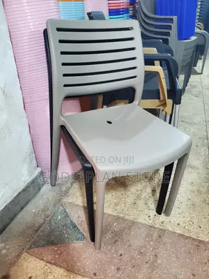 Office Plastic Chairs