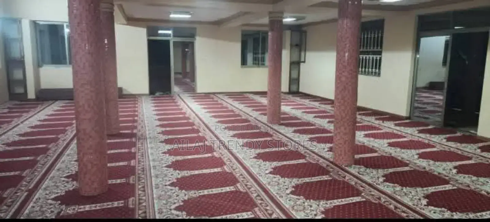 Wall to Wall Mosque Woolen Carpets Per Square Metre