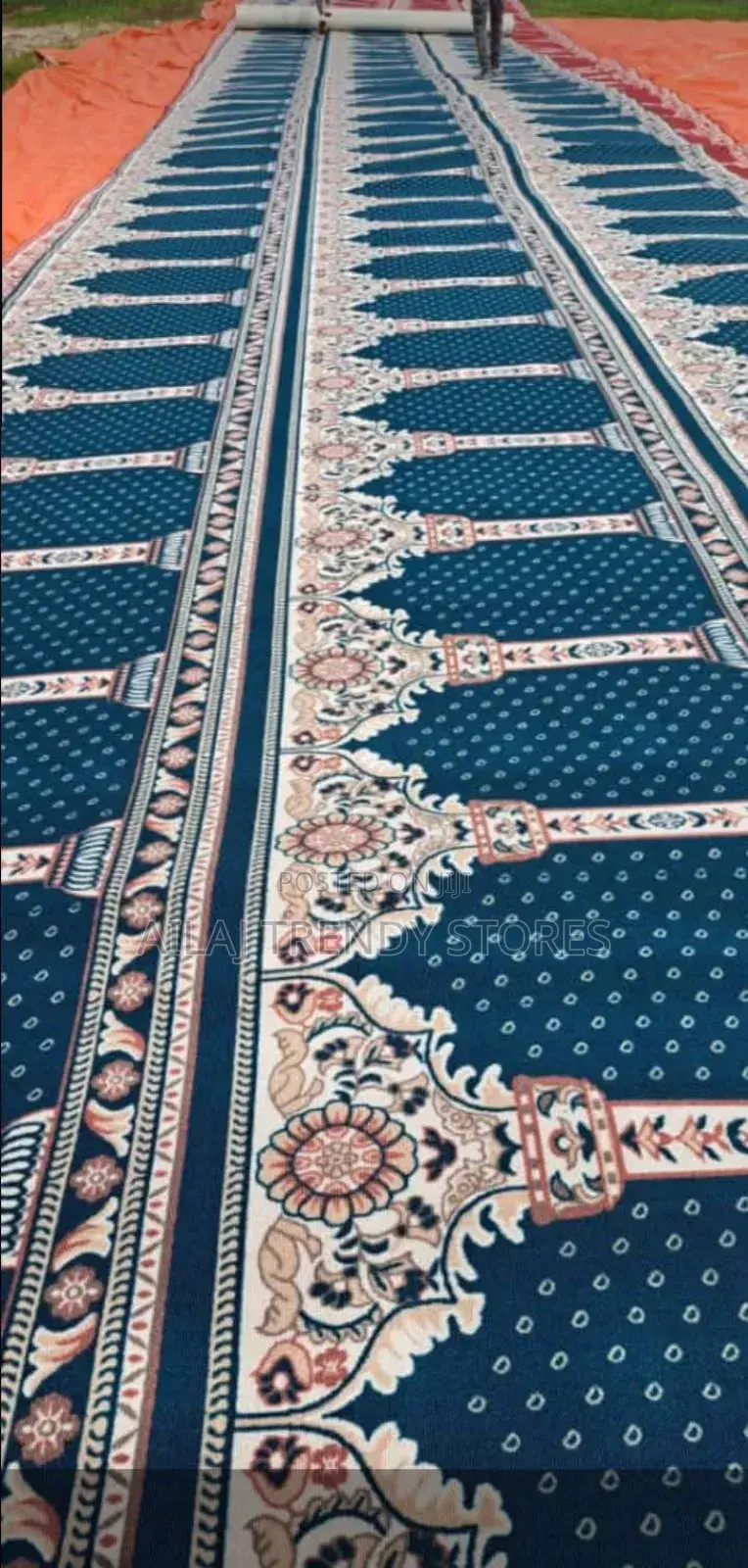 Wall to Wall Mosque Woolen Carpets Per Square Metre