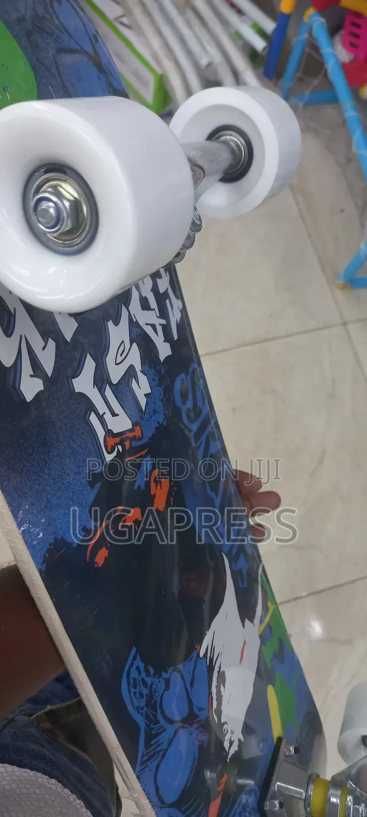 Heavy Duty Skateboard