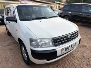 Photo - Toyota Probox 1.5 DX 2WD 2005 White