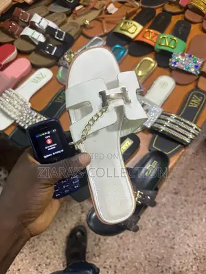 Black Hermes Lady’S Sandals