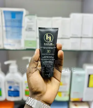 Photo - Black Girl Moisturizing Face Sunscreen SPF 30 59mls