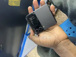 Samsung Galaxy Z Flip4 128 GB