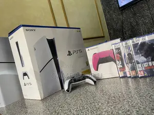 Ps5 Slim Disc Version Uk Brand New Console With 2 Pads A
