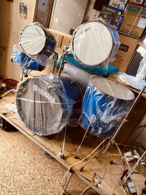 Photo - Goldy Blue / Yamaha / Full Set Drum