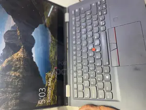 Laptop Lenovo ThinkPad X390 Yoga 8GB Intel Core I5 SSD 256GB