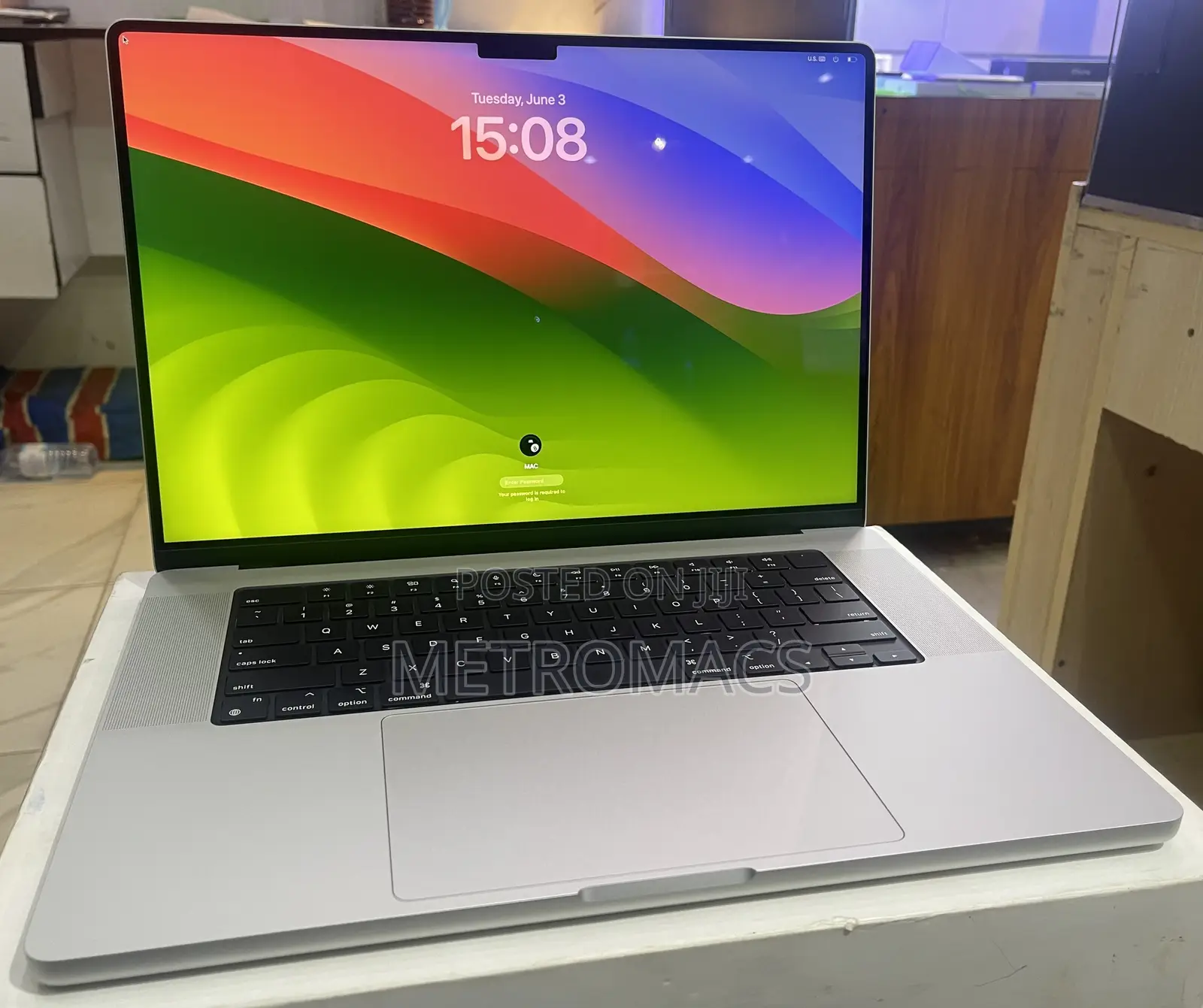Laptop Apple MacBook Pro 2023 M2 Pro 16-Inch 18GB Apple M2 SSD 512GB