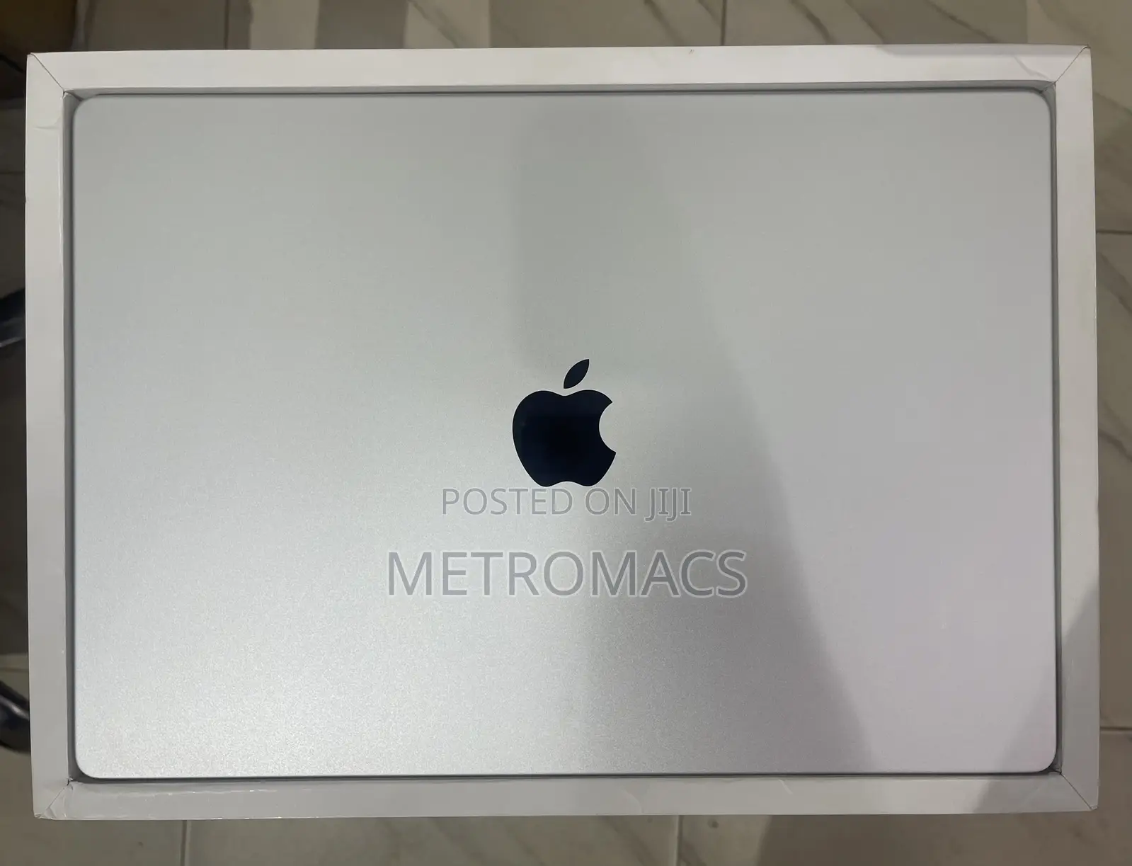 Laptop Apple MacBook Pro 2023 M2 Pro 16-Inch 18GB Apple M2 SSD 512GB
