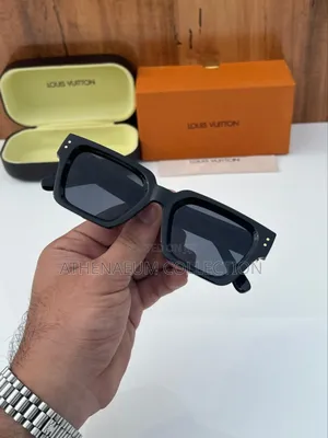 Photo - Louis_vuitton_35104_full Black Sunglasses