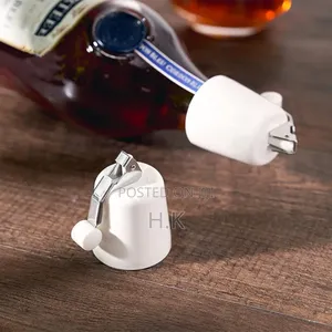 Wine and Stopper Set