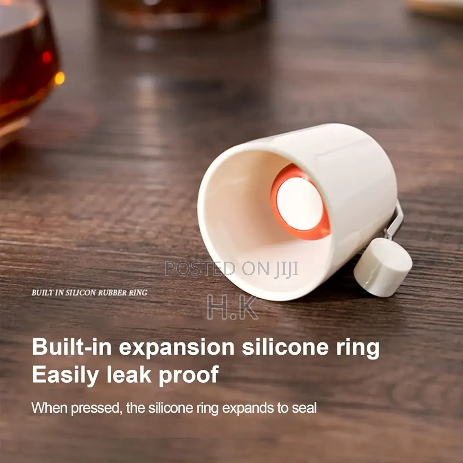 Wine and Stopper Set