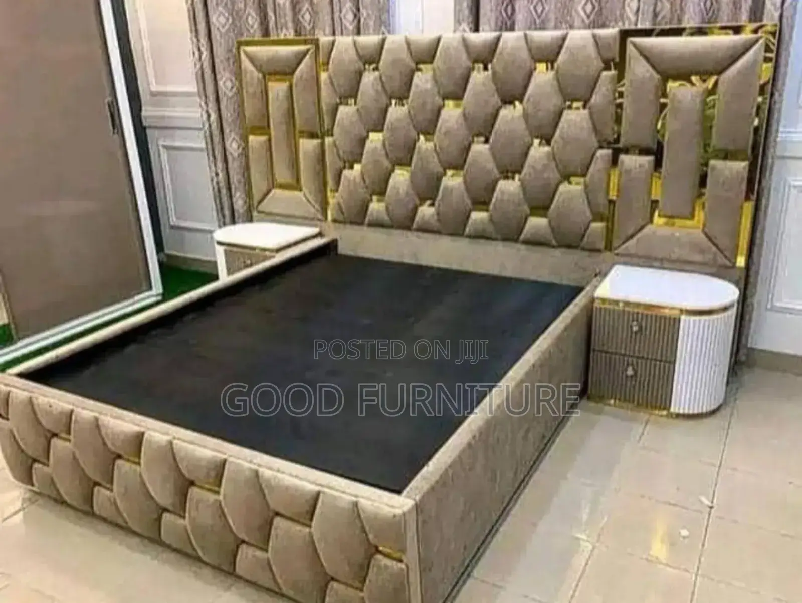 Excellent Good Quality 5 by 6 Bed With Bed Side Drawers