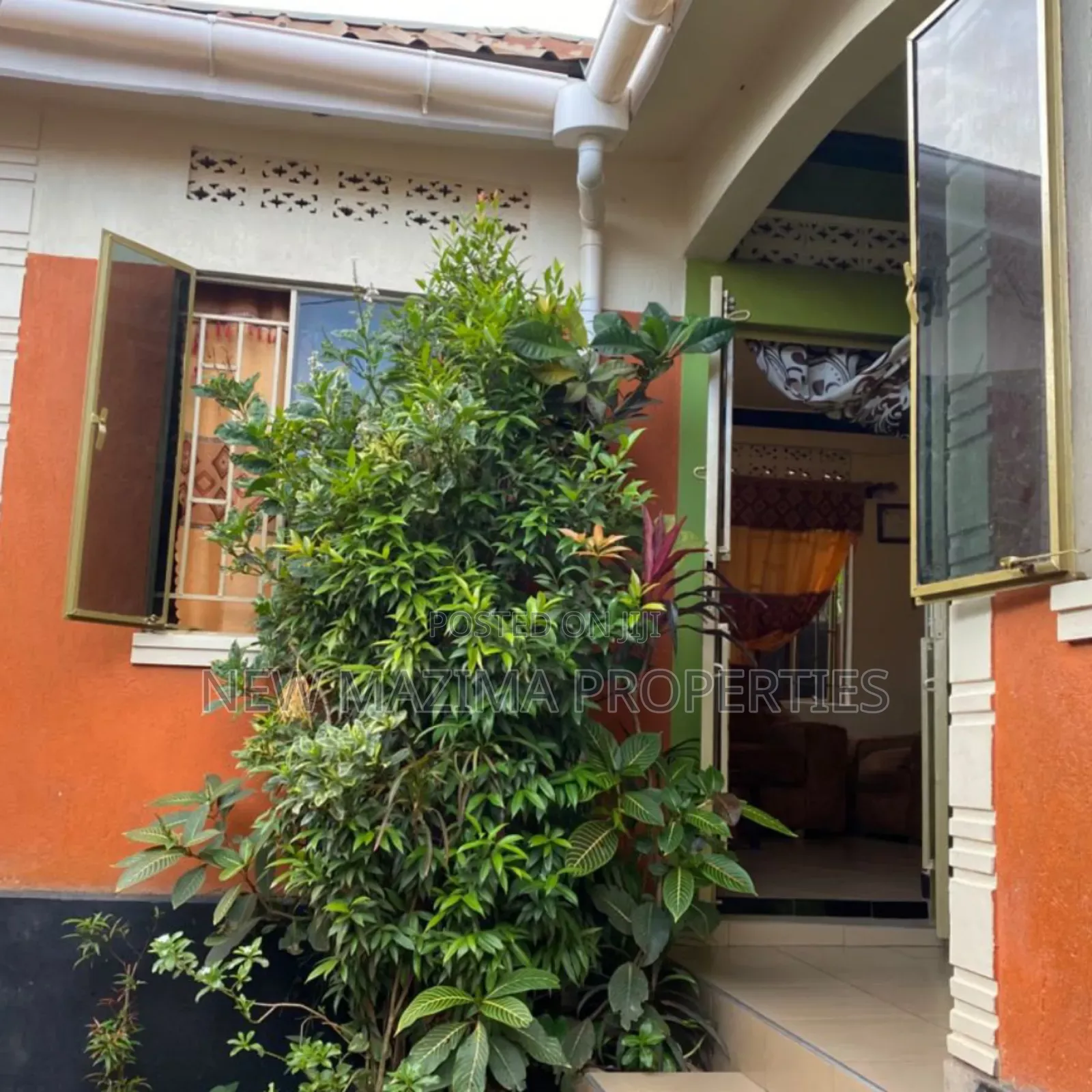 2bdrm House in Matuga Kataremwa, Central Division for sale