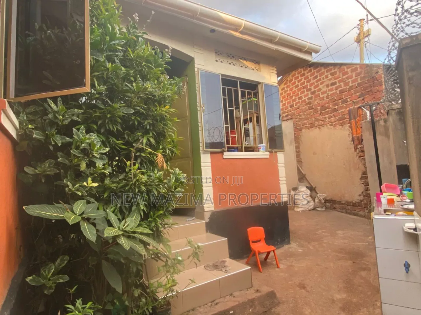 2bdrm House in Matuga Kataremwa, Central Division for sale