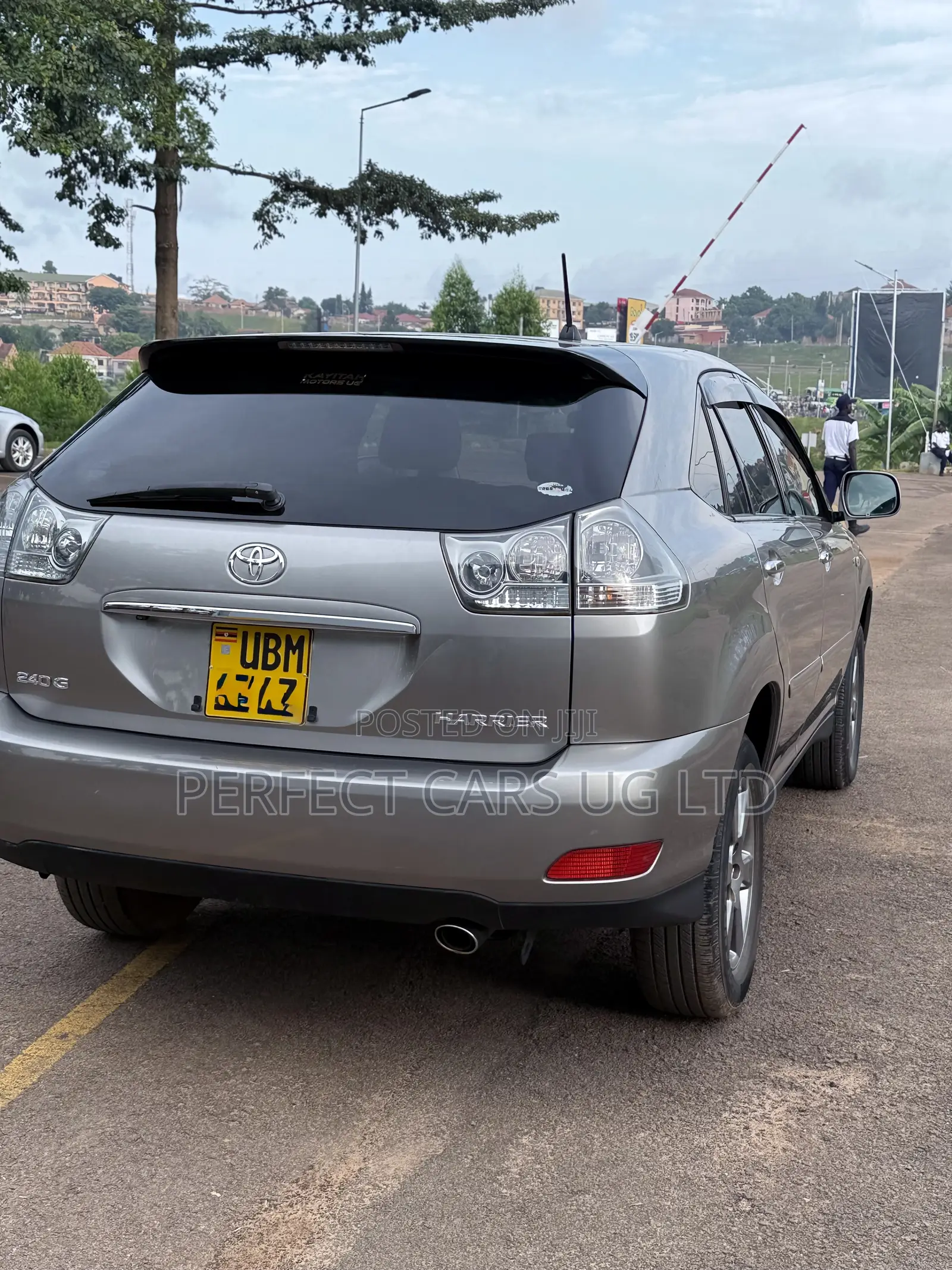 Toyota Harrier 2.4 2009 Gray