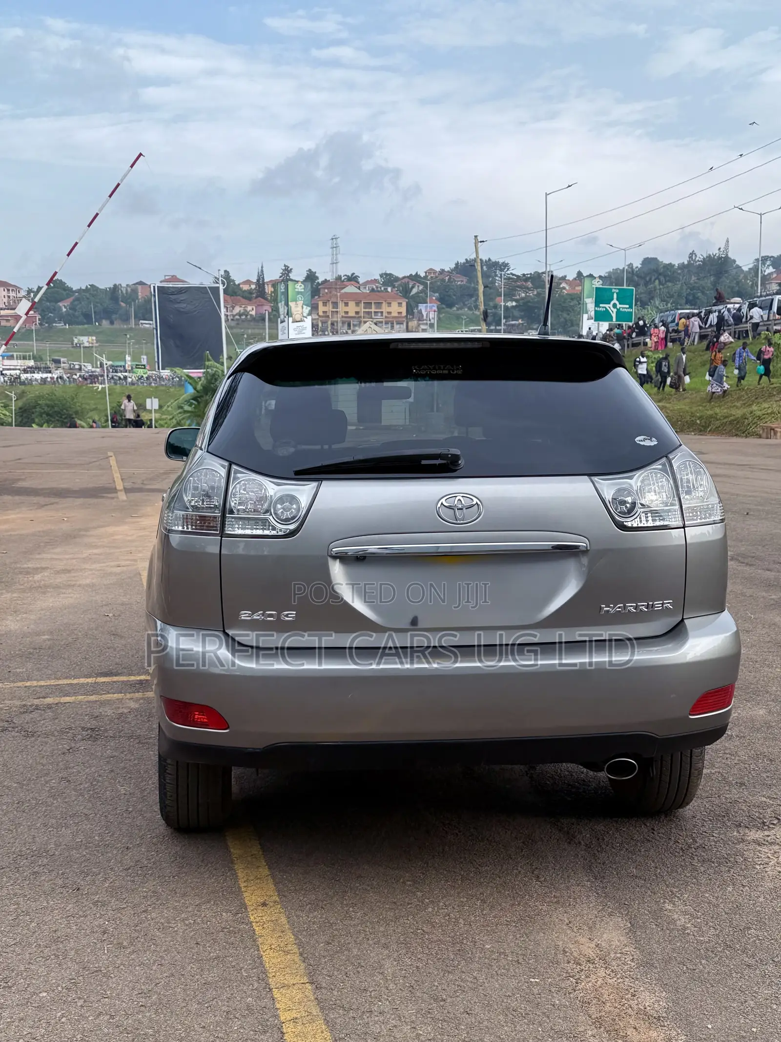 Toyota Harrier 2.4 2009 Gray