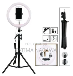 Photo - Mobile Stand With Ring Light