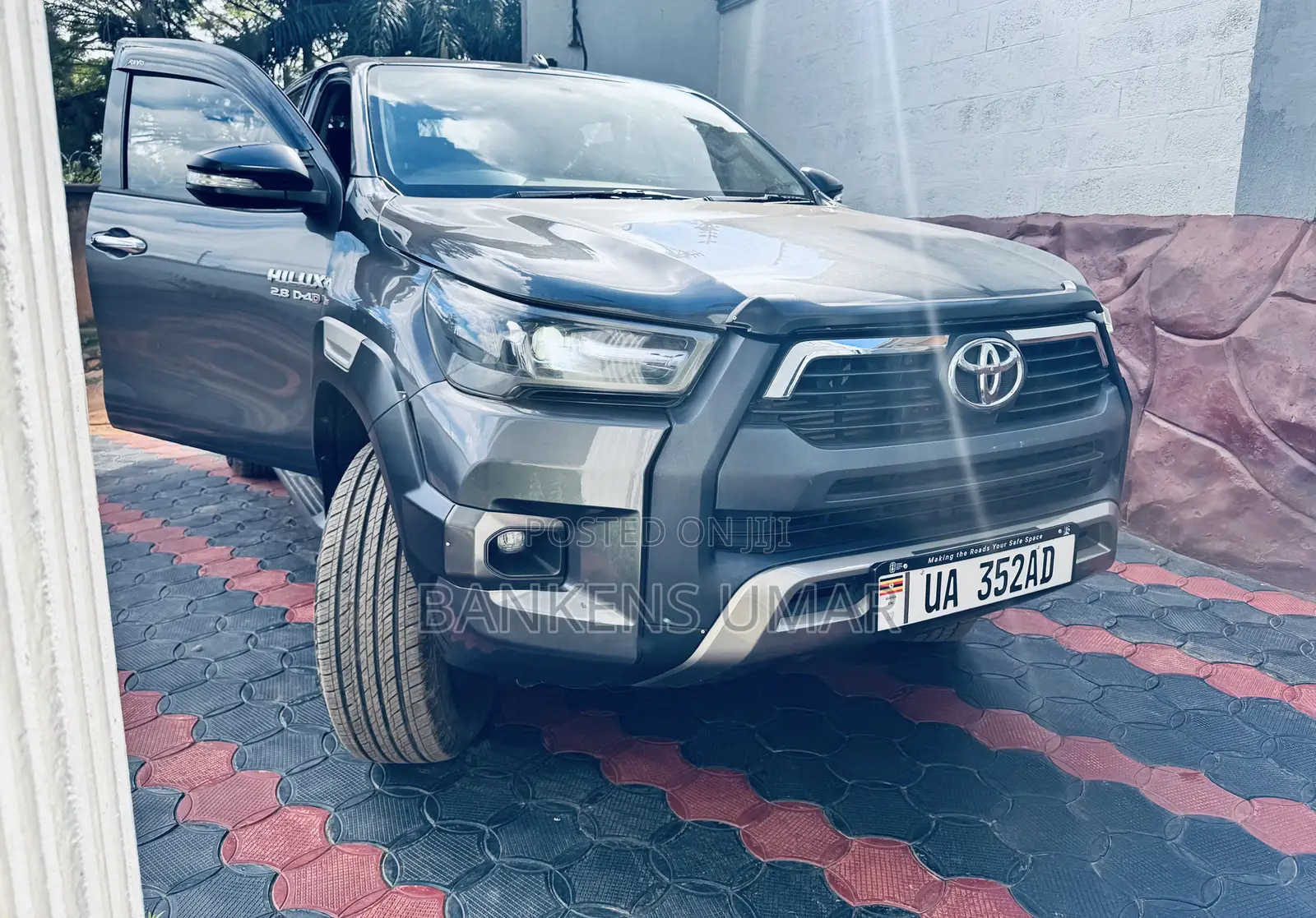 Toyota Hilux Revo Double Cab Deisel 2.8 AWD 2017 Gray