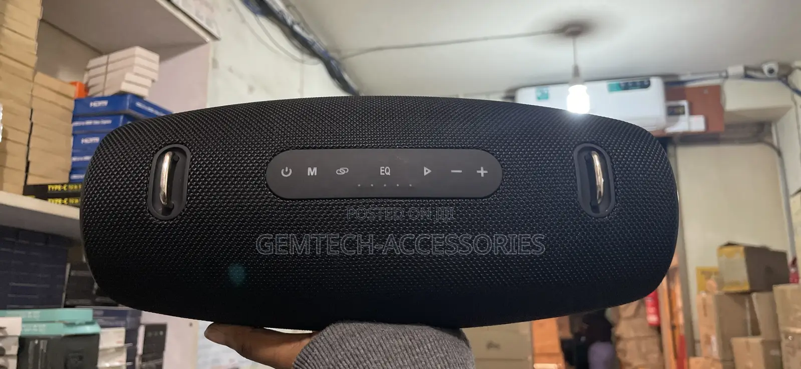 Zealot Wireless Speaker With a Microphone