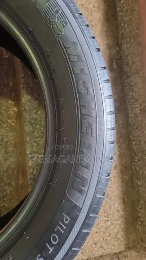 265/50r20 Michellin Pilot Sport Foreign Used