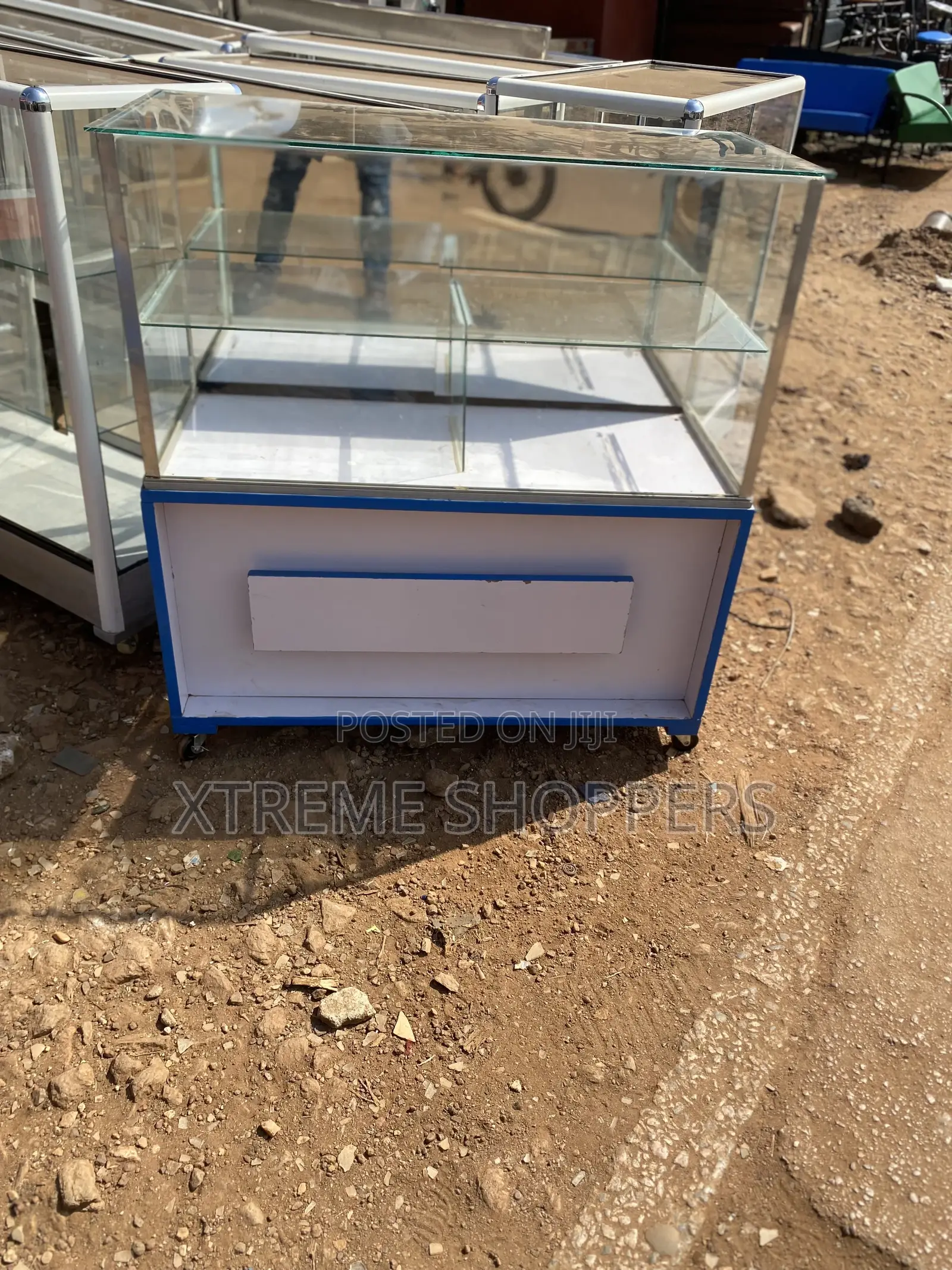 June Discount/ Phone / Glass Display Counter