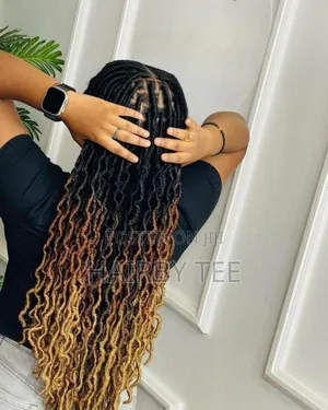 Soft and Butterfly Locs