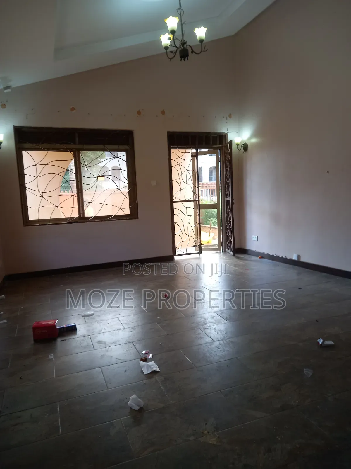 3bdrm Bungalow in Naalya Estate, Central Division for rent