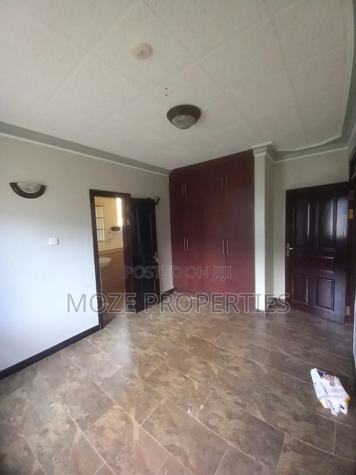 3bdrm Bungalow in Naalya Estate, Central Division for rent