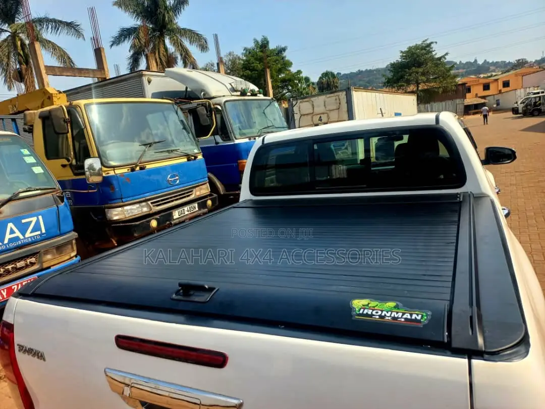 Manual Roller Shutter Cover Hilux/Recco/Revo/Vigo