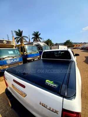 Manual Roller Shutter Cover Hilux/Recco/Revo/Vigo
