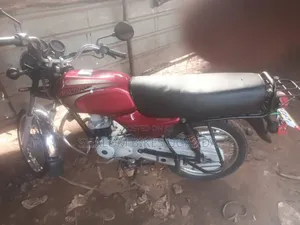 Bajaj Boxer 2024 Red