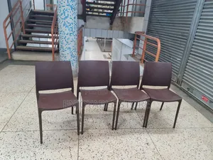 Plastic Chairs Multipurpose Use